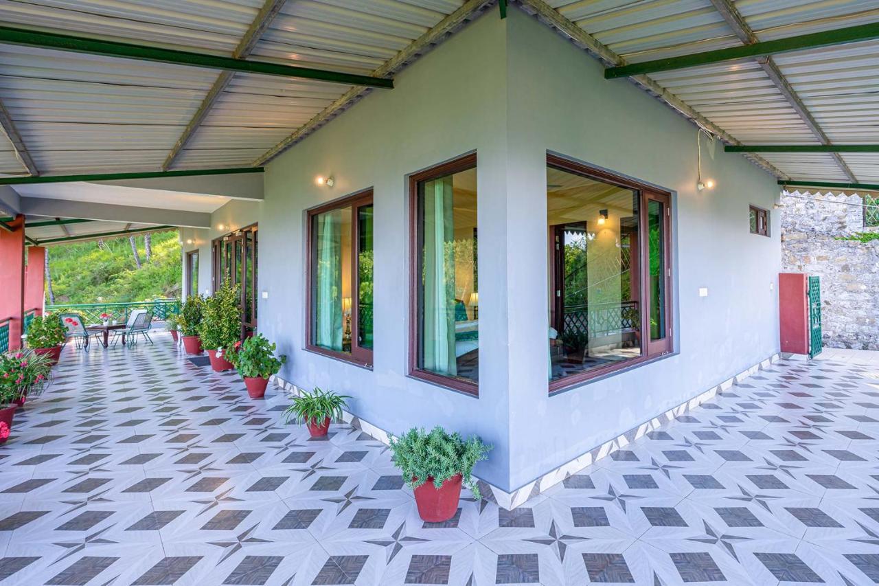 Stayvista At Cecil Cottages With Barbeque, Hill View Kasauli Zewnętrze zdjęcie