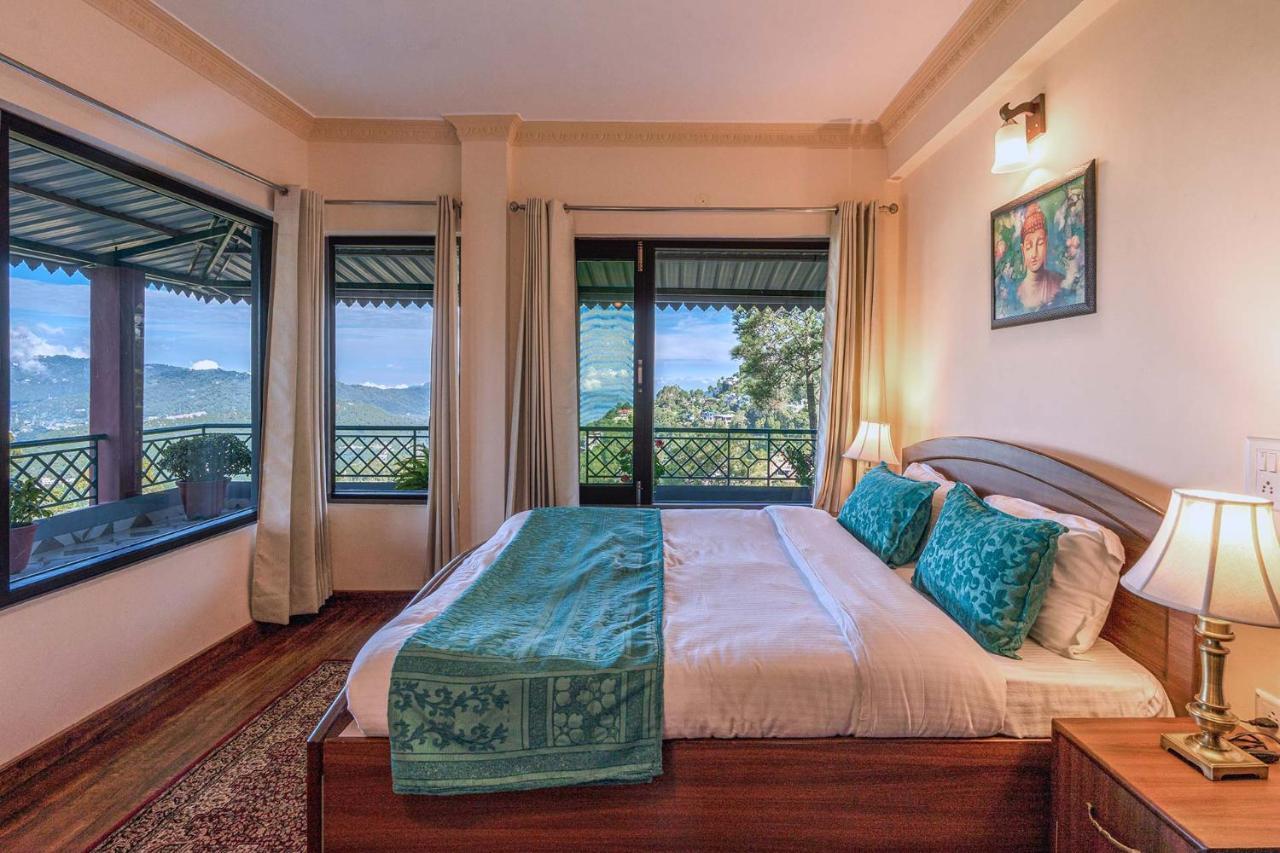 Stayvista At Cecil Cottages With Barbeque, Hill View Kasauli Zewnętrze zdjęcie
