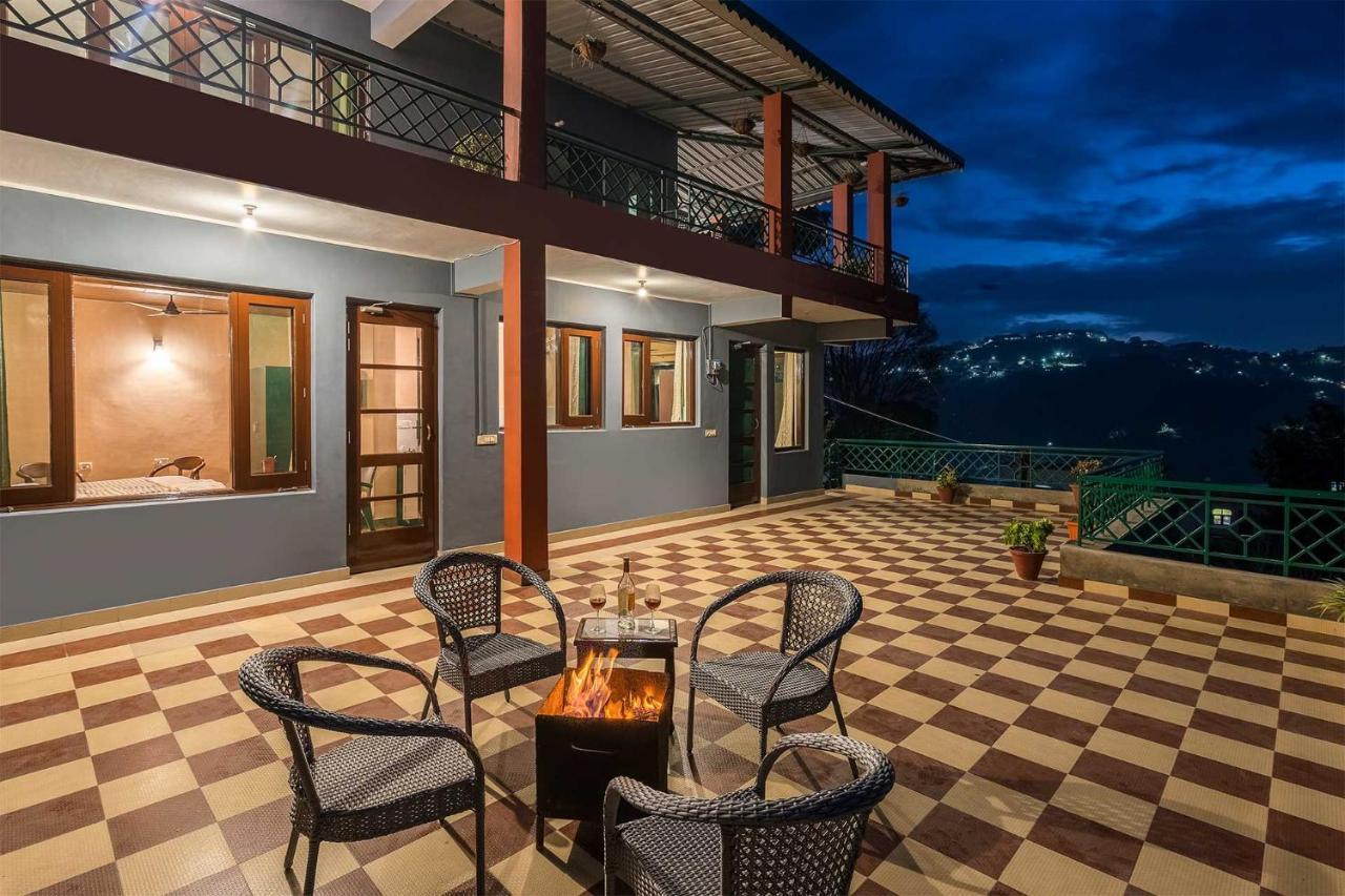 Stayvista At Cecil Cottages With Barbeque, Hill View Kasauli Zewnętrze zdjęcie