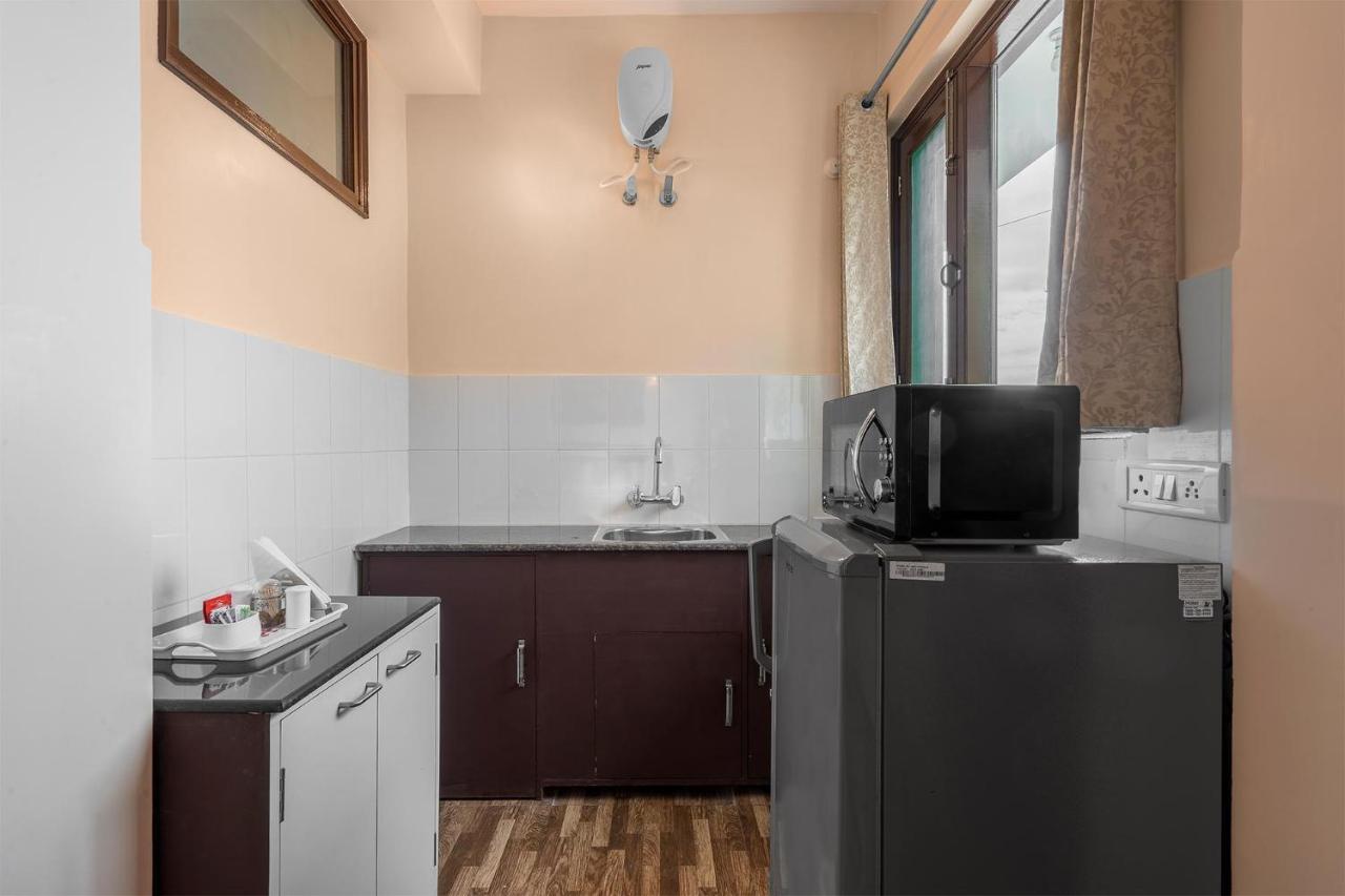 Stayvista At Cecil Cottages With Barbeque, Hill View Kasauli Zewnętrze zdjęcie