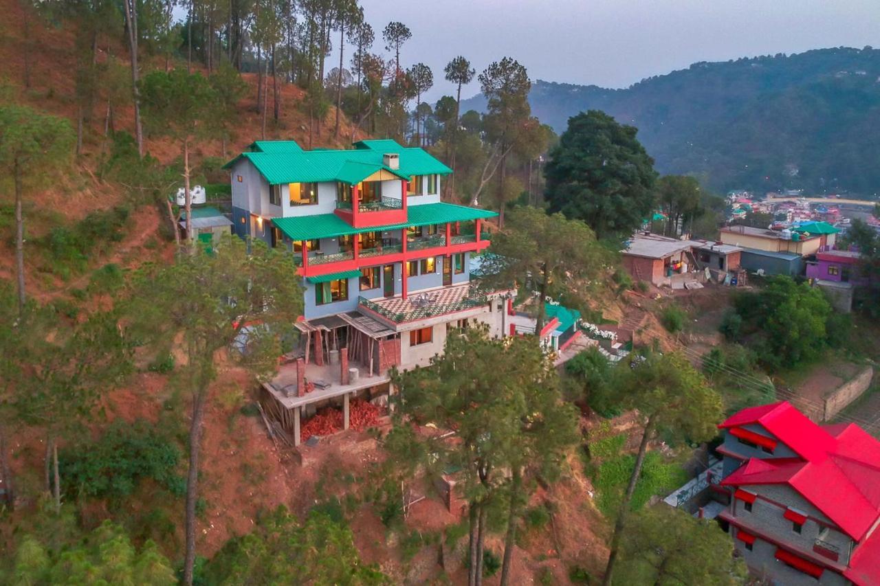 Stayvista At Cecil Cottages With Barbeque, Hill View Kasauli Zewnętrze zdjęcie