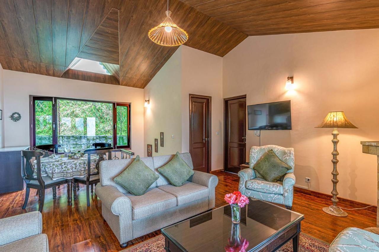 Stayvista At Cecil Cottages With Barbeque, Hill View Kasauli Zewnętrze zdjęcie