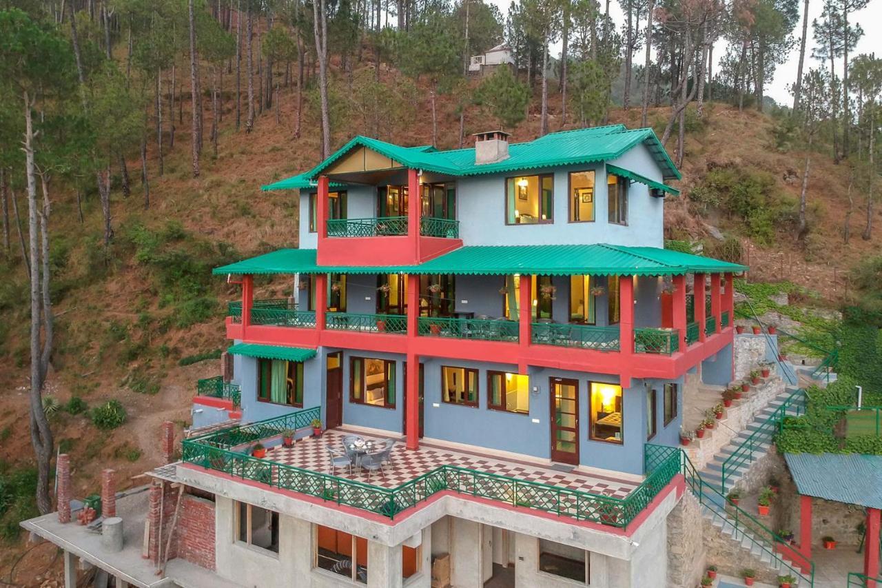 Stayvista At Cecil Cottages With Barbeque, Hill View Kasauli Zewnętrze zdjęcie