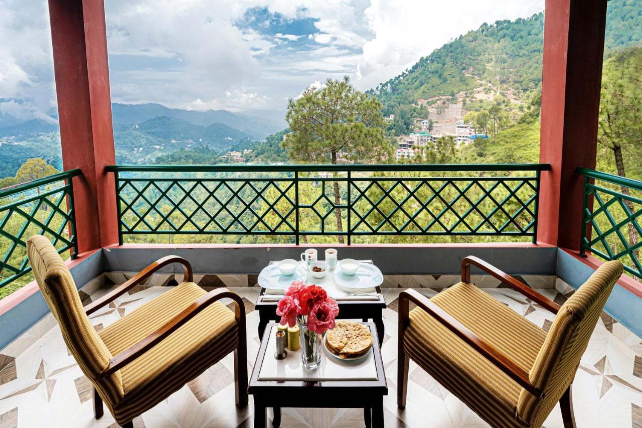 Stayvista At Cecil Cottages With Barbeque, Hill View Kasauli Zewnętrze zdjęcie